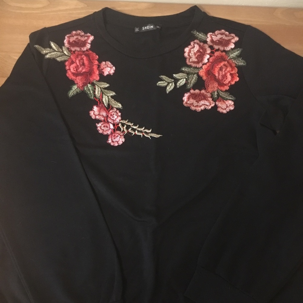 🌺 Flower Black Sweatshirt; Shein 🌺